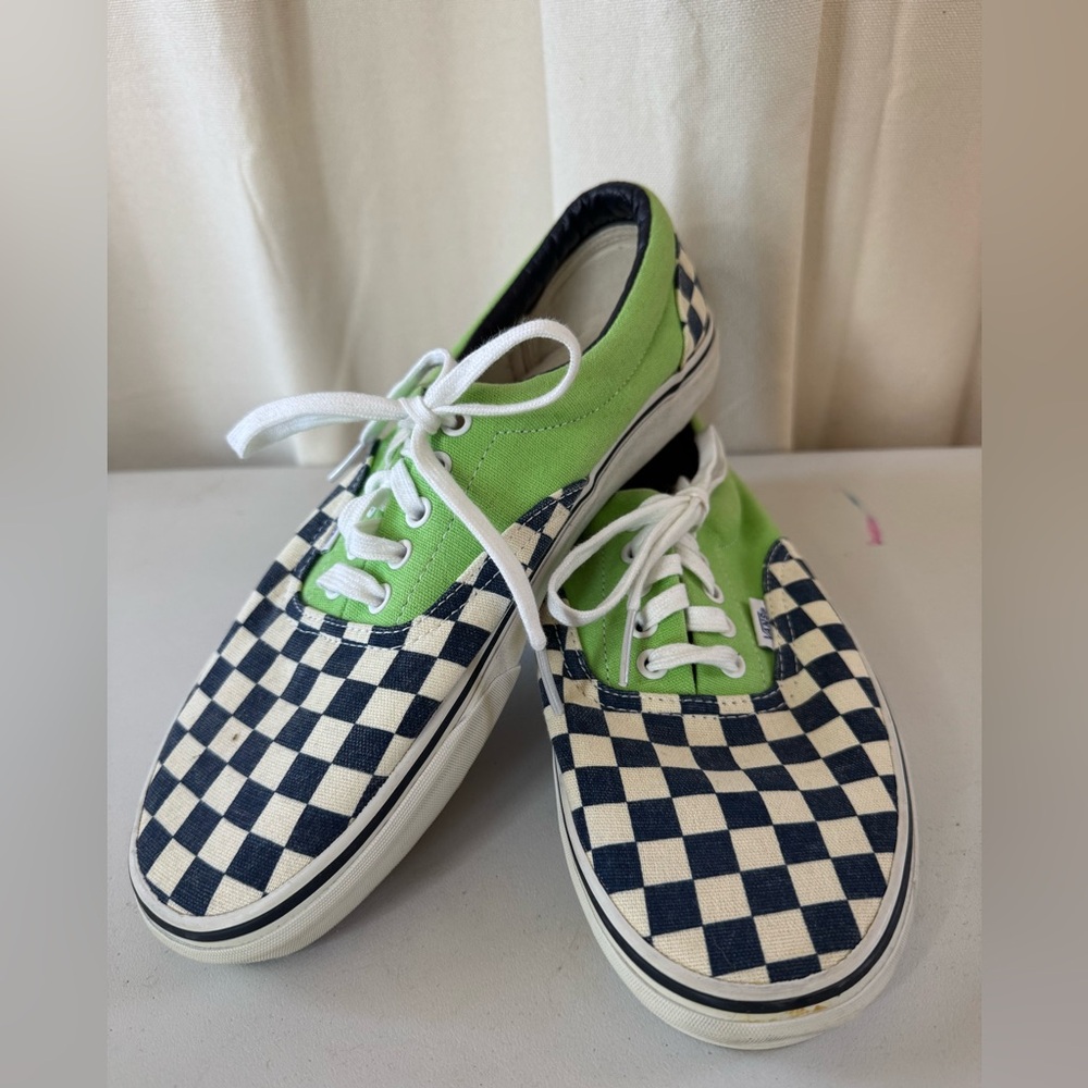 Men’s Vans size 10